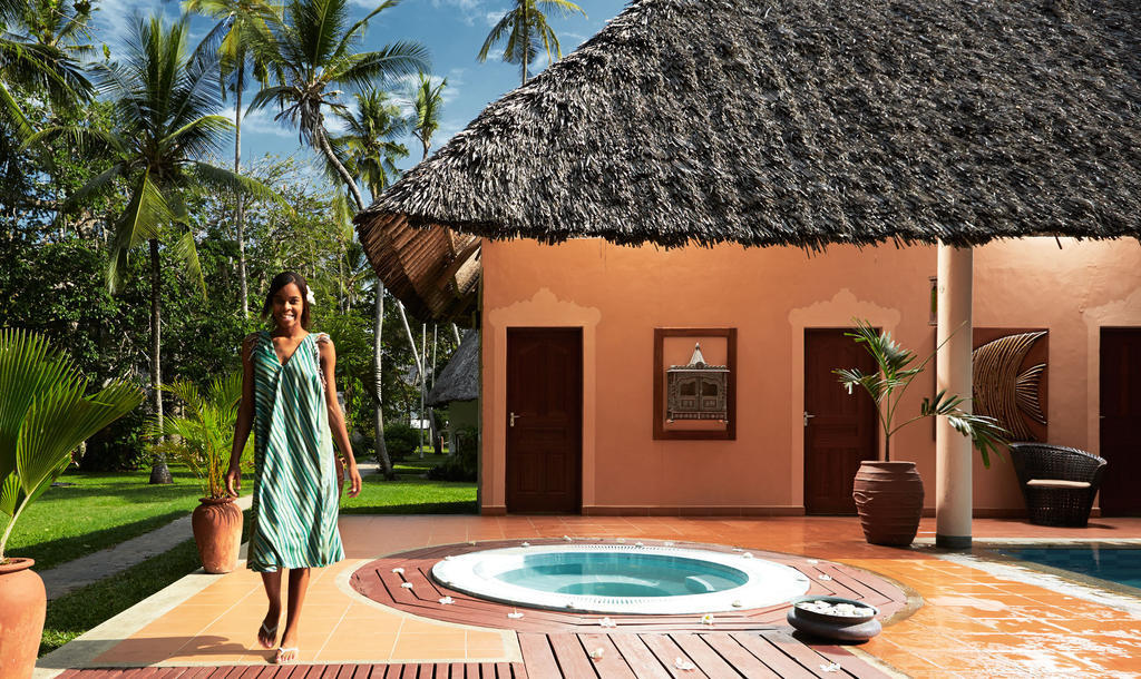 Neptune Village Beach Resort & Spa Galu Exteriör bild