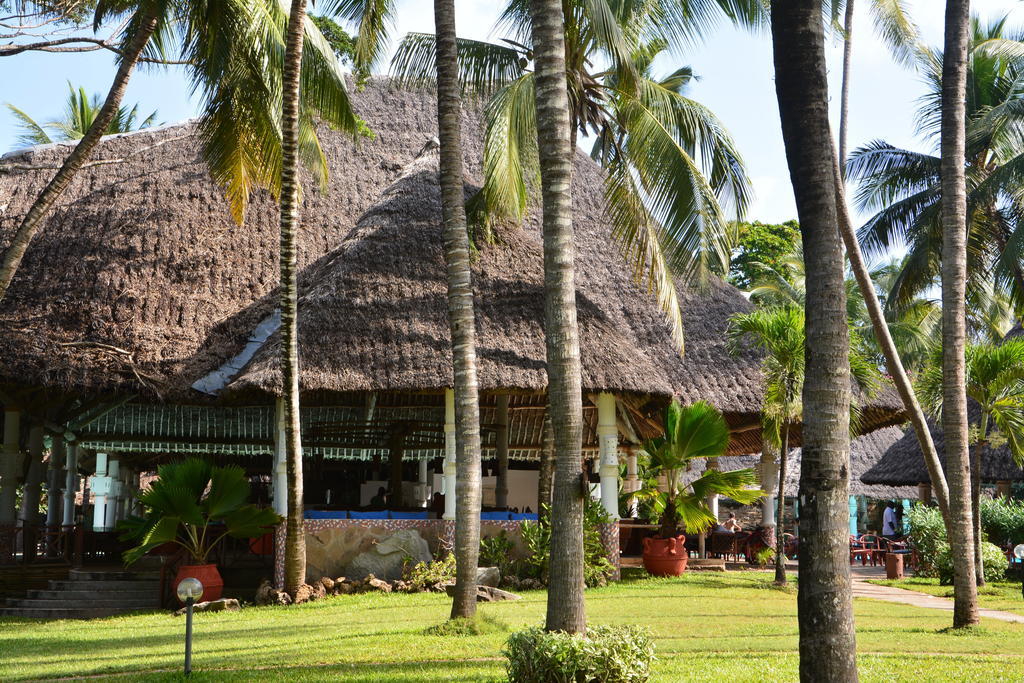 Neptune Village Beach Resort & Spa Galu Exteriör bild