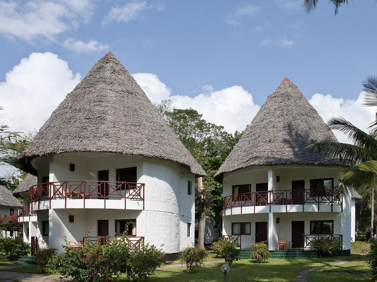 Neptune Village Beach Resort & Spa Galu Exteriör bild